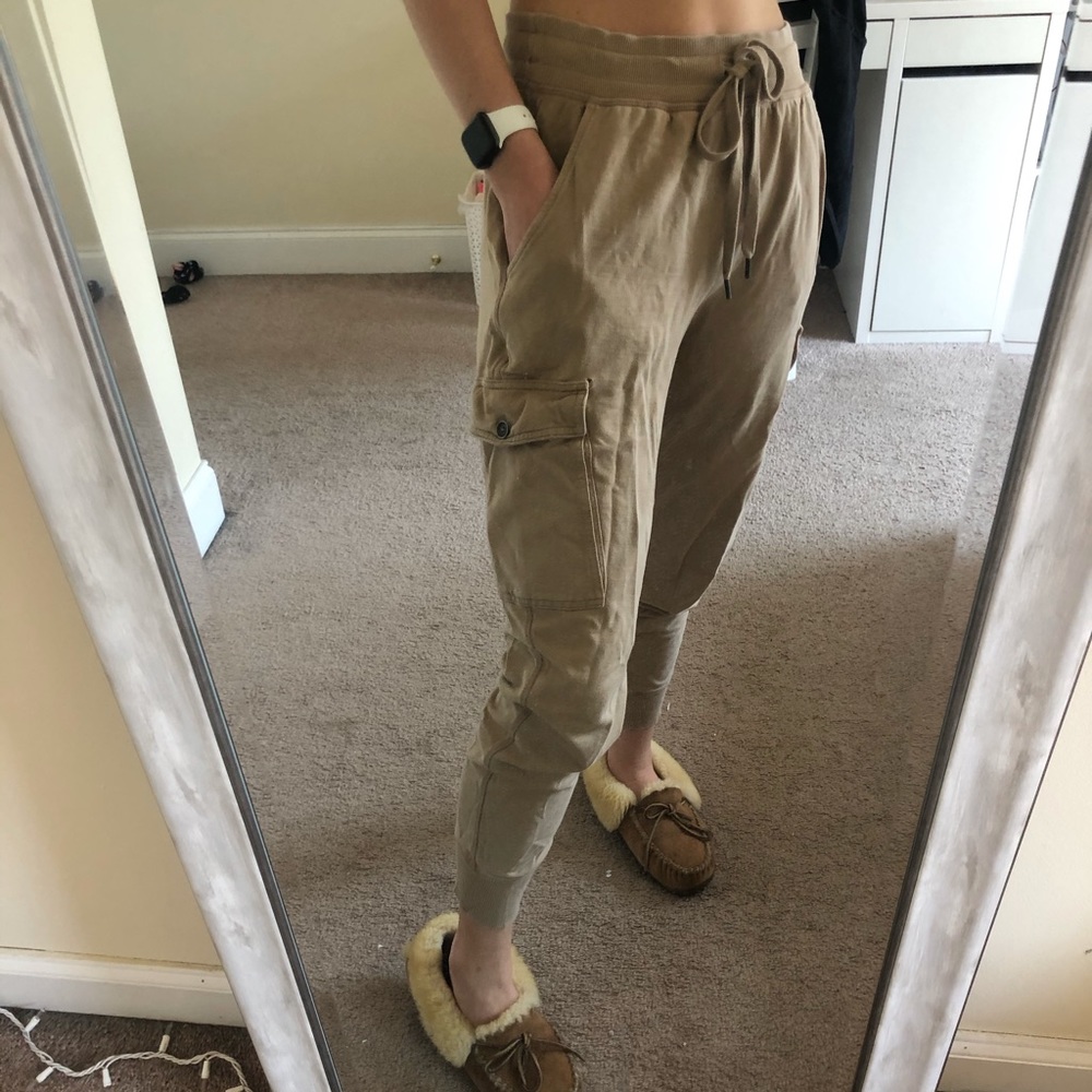 Aerie khaki cardigan style sweatpants